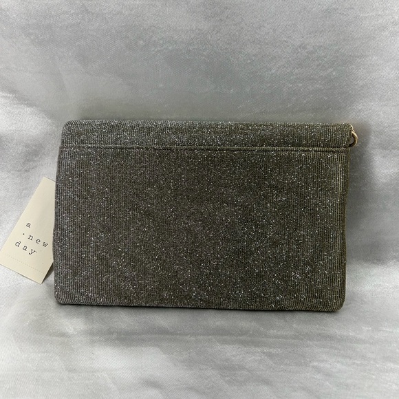 A new day Clutch or Crossbody bag - Picture 5 of 11